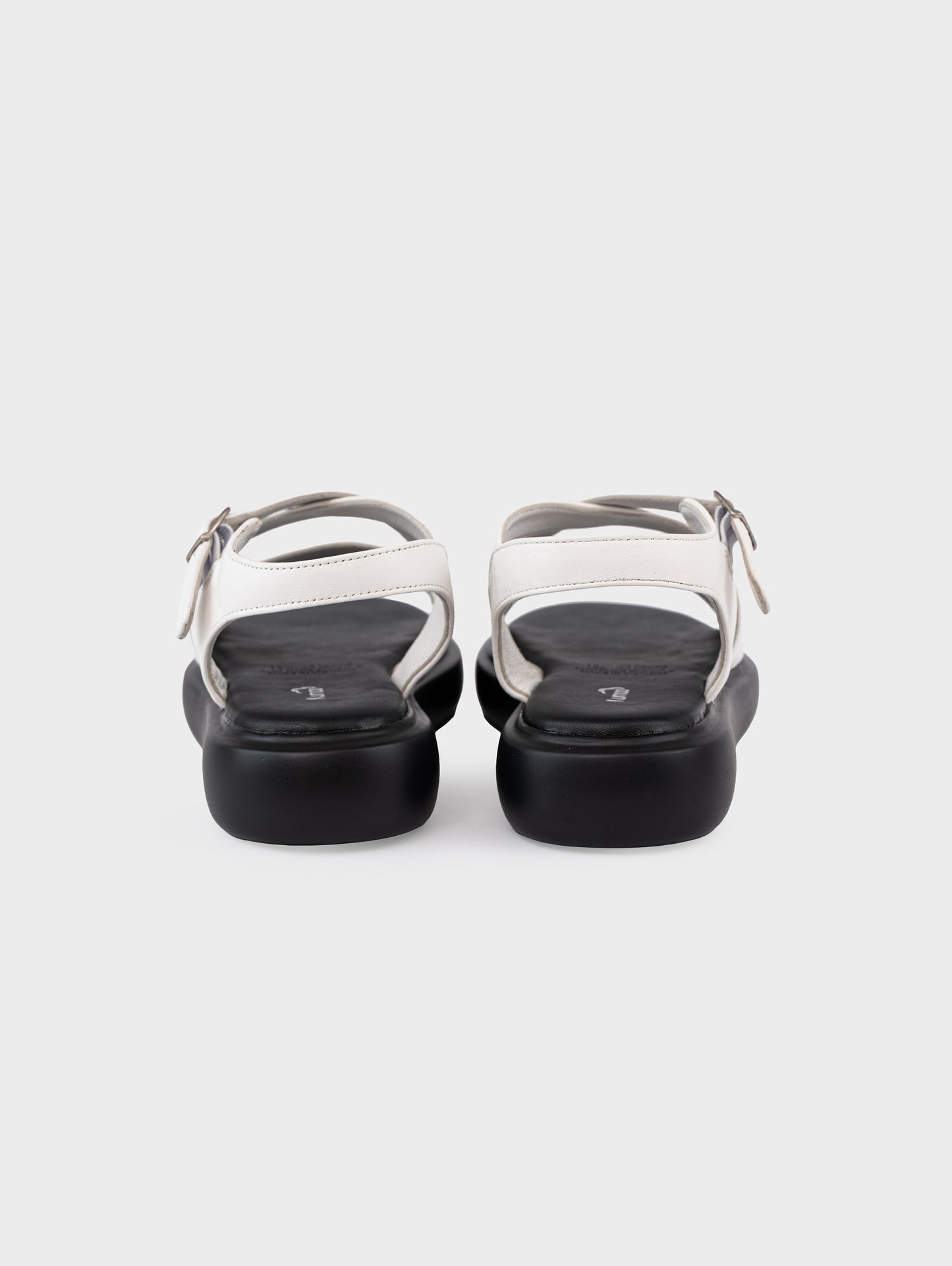 Sandals Kumoo Steven Trắng