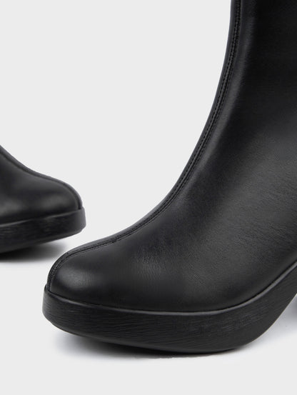 Boots Lửng Cao Gót KUMOO DARA Lugsole Đen