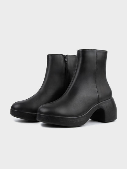 Boots Lửng Cao Gót KUMOO DARA Lugsole Đen