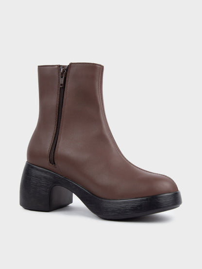 Boots Lửng Cao Gót KUMOO DARA Lugsole Nâu