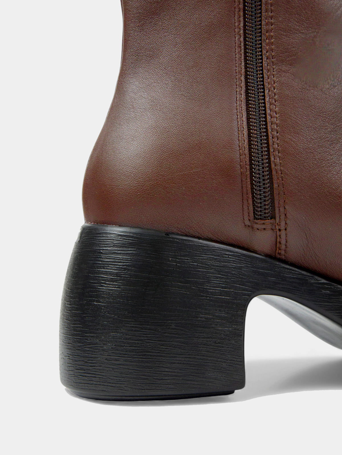 Boots Lửng Cao Gót KUMOO DARA Lugsole Nâu