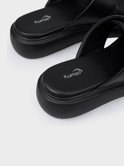 Sandals Kumoo Cross strap Đen