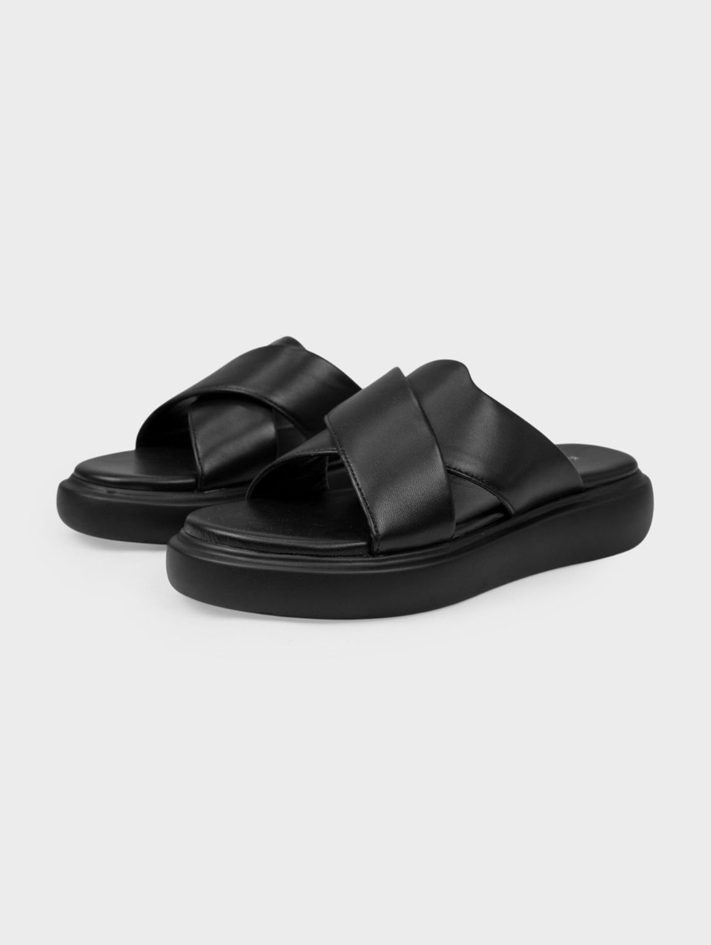 Sandals Kumoo Cross strap Đen