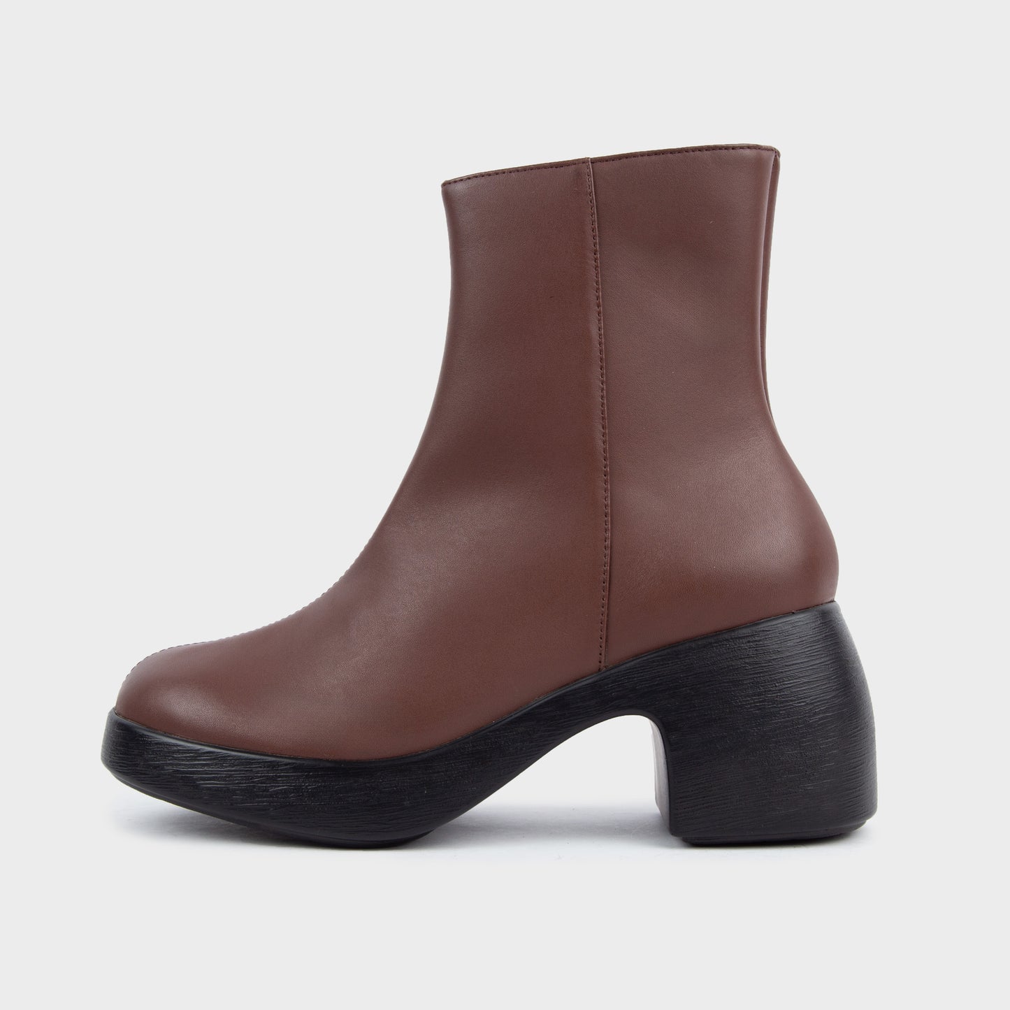 Boots lửng cao gót KUMOO DARA