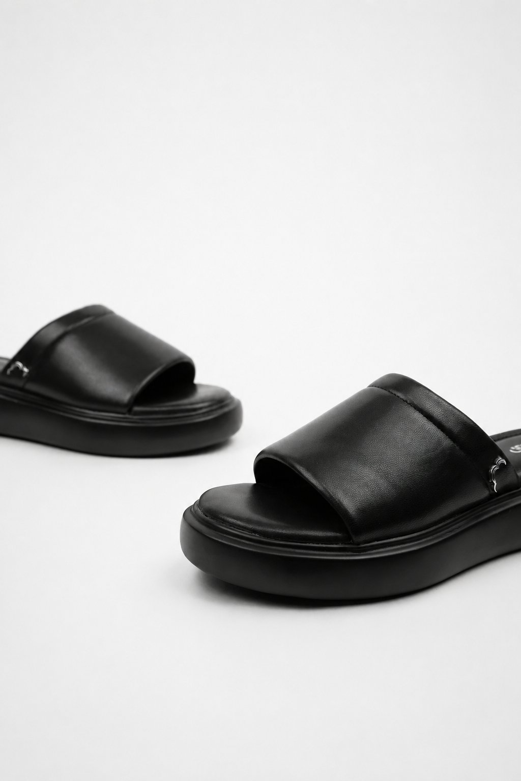 Sandals Kumoo STRAP Đen
