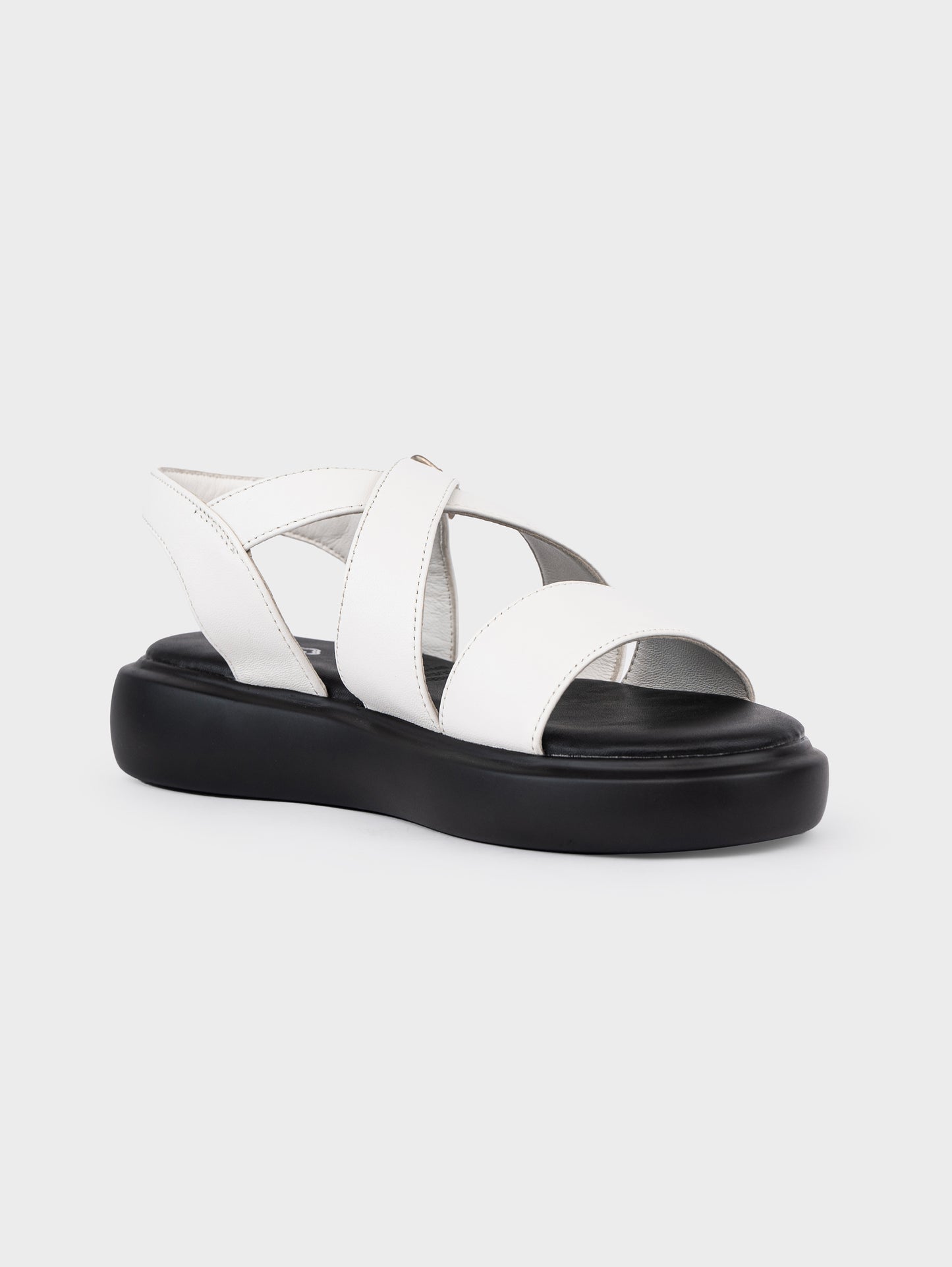Sandals Kumoo Steven Trắng