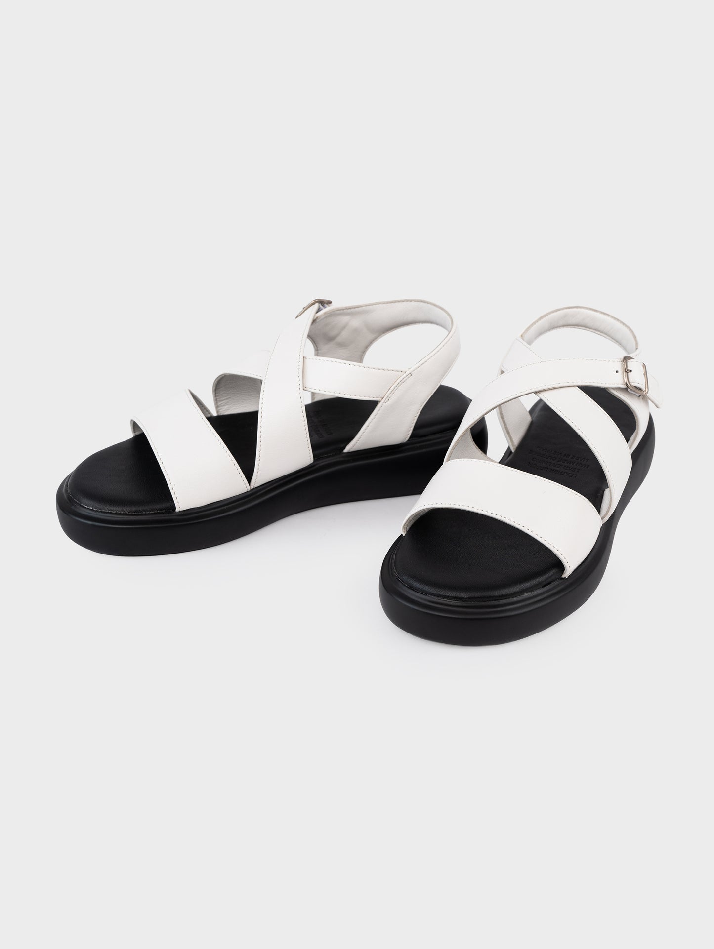 Sandals Kumoo Steven Trắng