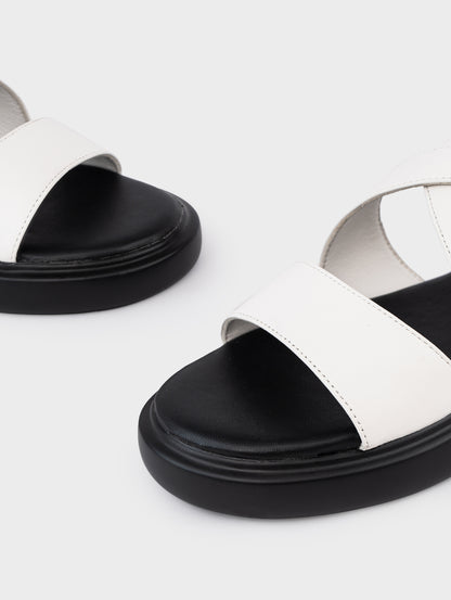 Sandals Kumoo Steven Trắng