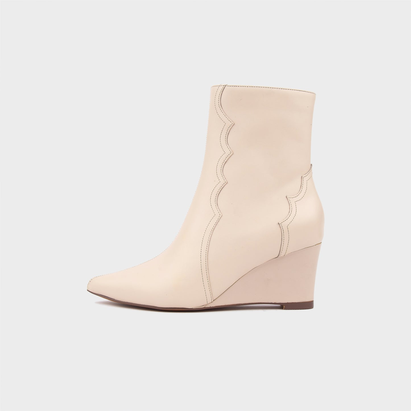 Boots lửng đế xuồng KUMOO - ALENA HEELS Nude